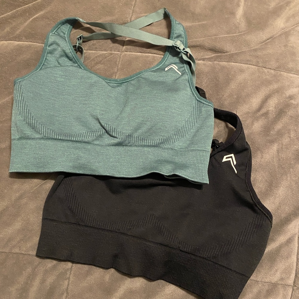 Oner active sports bra in green. Size S. Classic seamless